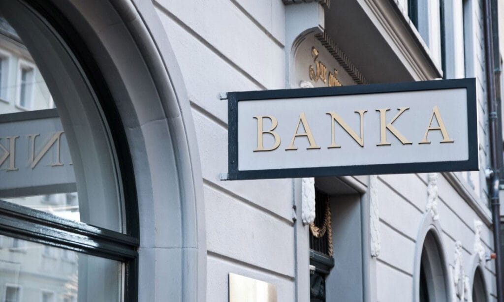 Proč bankovní financování nefunguje pro malé a střední podniky